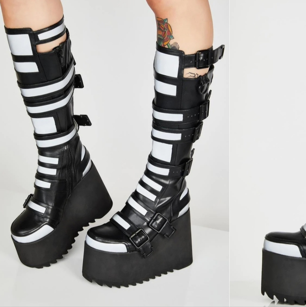 Brand New Club Exx Mindwarp Reflective Platform boots